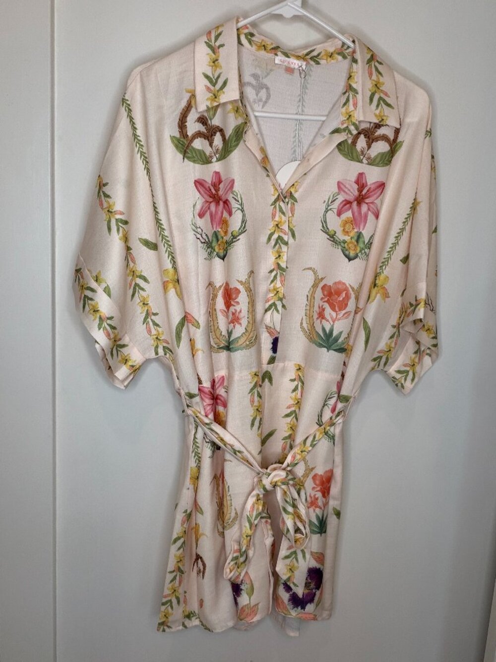 NEW LUXXEL Cream and Floral Short Sleeve Romper - Size Large